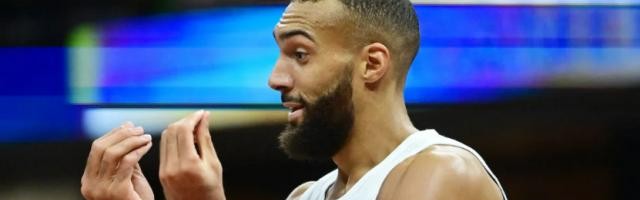 开云体育官网-4000万铁塔再变废塔！戈贝尔2战7分彻底沦为水货