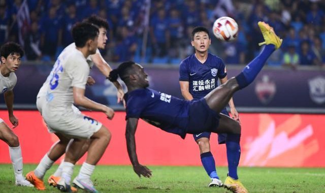 开云体育下载-【中超】奥乌苏倒勾王鹏林良铭进球 沧州2比1大连人