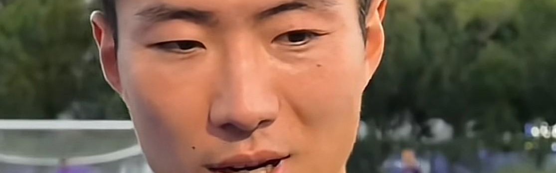 开云体育下载-方镜淇谈门将位置竞争：不存在压力，能帮助球队变得更好就行