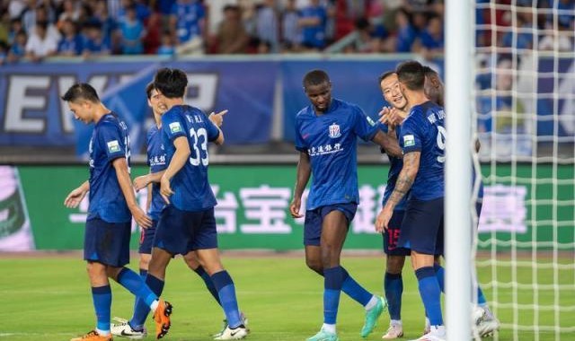 开云体育下载-【中超】特谢拉远射吴曦绝杀 申花2比1逆转河南登顶