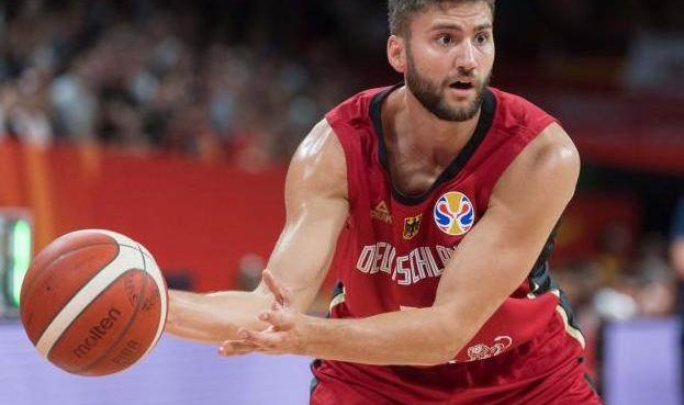 开云APP-巴黎奥运美国男篮仍不妙！谁抗衡约基奇小萨文班？