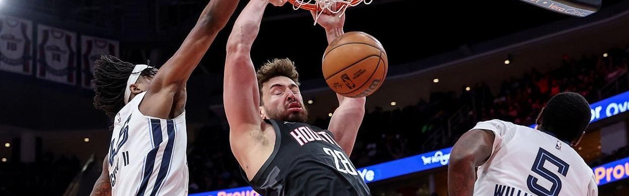 开云体育官网-轰33+9+6！火箭23岁王牌中锋复活，杜兰特大赞：和我配合越发默契