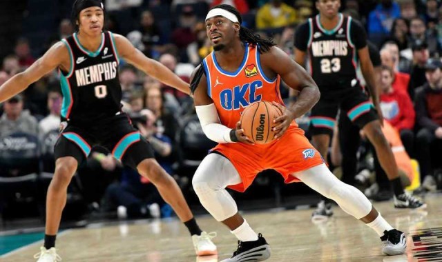 开云APP-交锋16连胜！亚历山大缺席残阵雷霆21分逆转灰熊 杰伦26+10