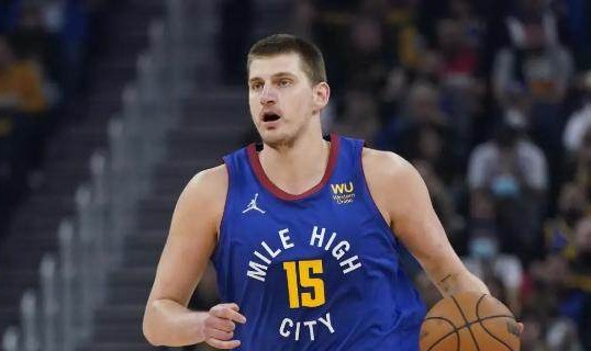 开云体育下载-三节52分击沉快艇！约基奇将伟大表演变得稀松平常