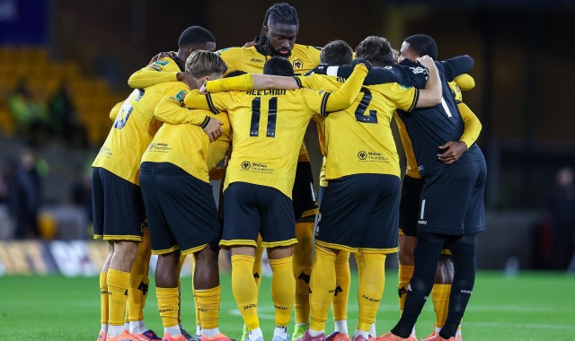 狼队探索租借马赛的四届英格兰国脚中场