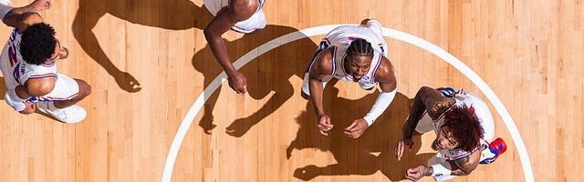 马克西33分恩比德27+8+4+2 76人轻取猛龙