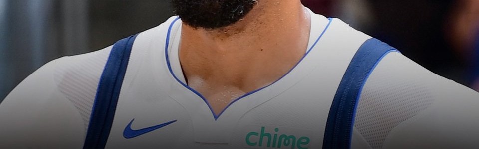 开云体育官网-独行侠遭重创！浓眉左手韧带损伤或需接受手术 可能缺席长达数月