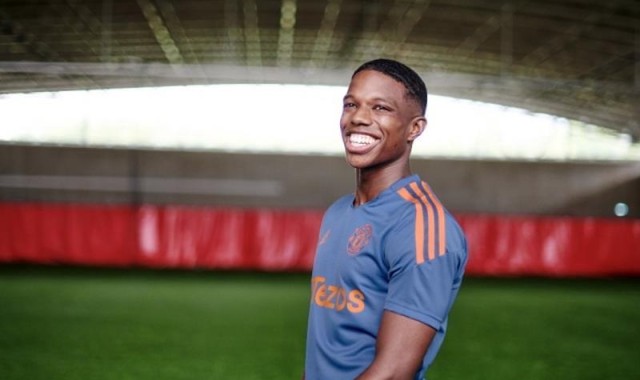 开云-曼联错过名帅！朗尼克全胜，意大利德国都要羡慕，巴莱巴缺点明显