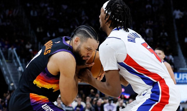 开云官网-堪称翻版火箭！残阵将东部第一逼入绝境 杜兰特1换8含金量又提升