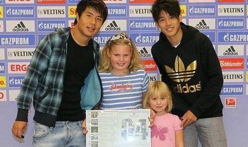 开云体育下载-李磊留洋再造中日同队 那年的小蒿+内田至今怀念