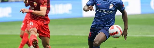 申花疯狂跑动的“双塔”整顿争冠军团